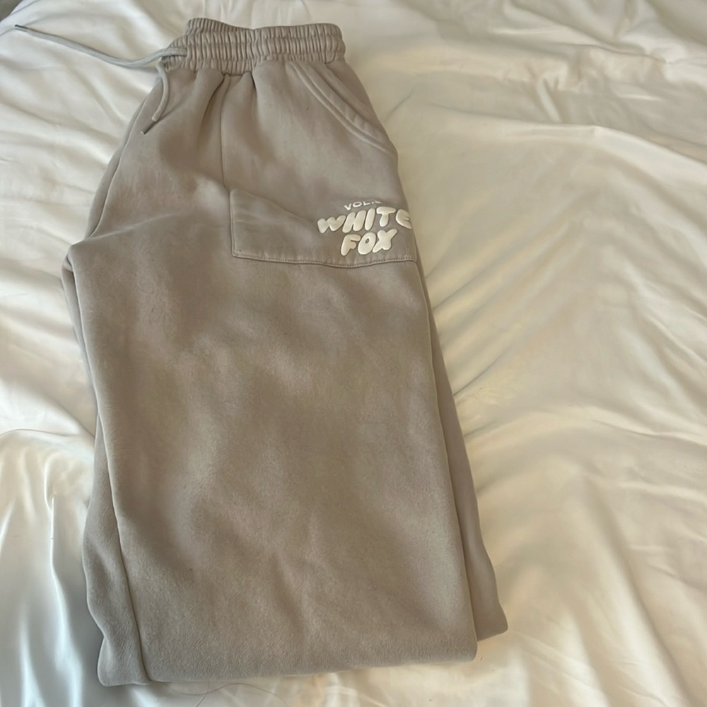 White fox sweat pants!!
